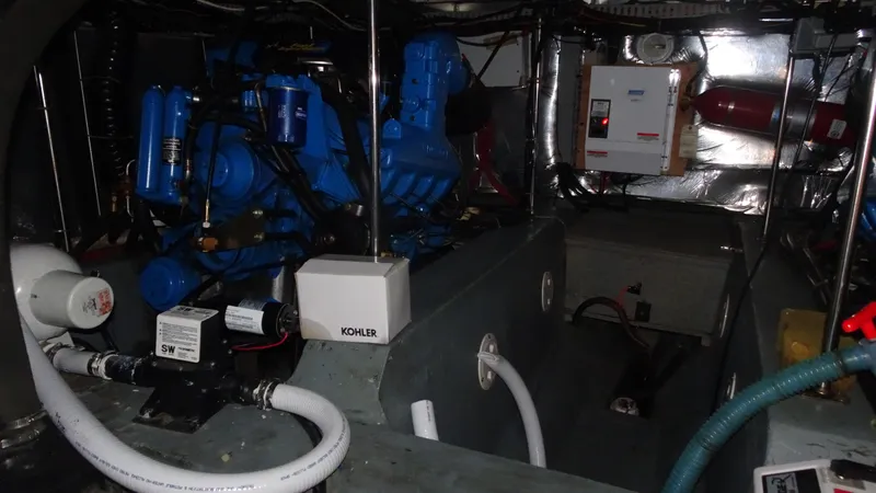 Slide: The Image of Carver 440 Aft Cabin Motor Yacht 1995 - 62