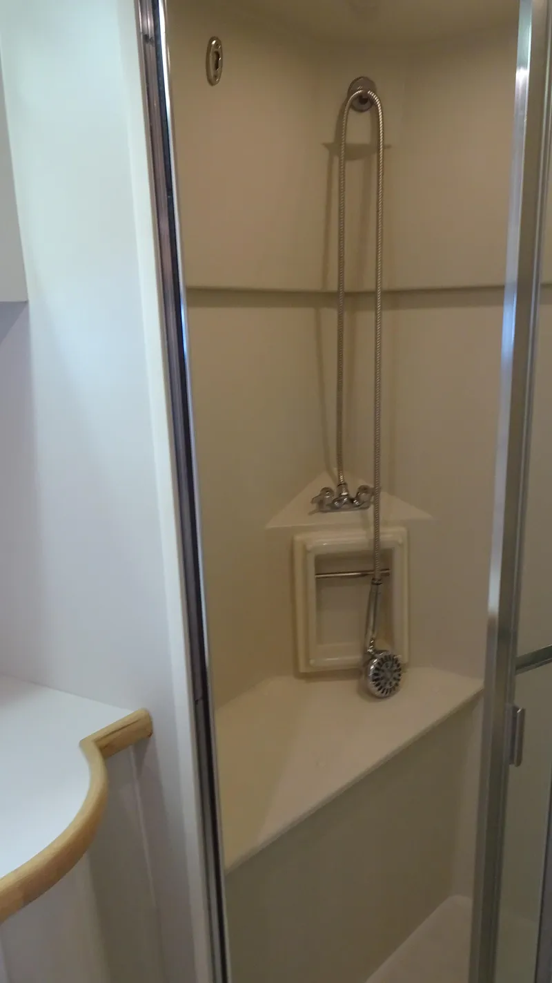 Slide: The Image of Carver Yachts 440 Aft Cabin Motor Yacht 1995 - 55