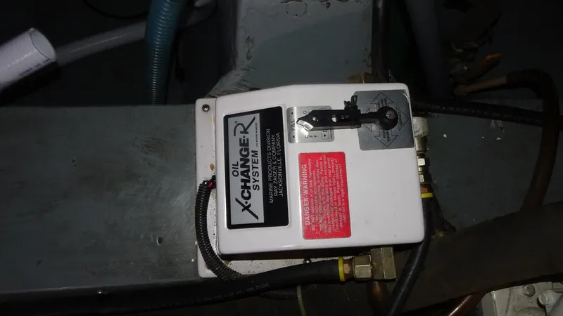 Slide: The Image of Carver Yachts 440 Aft Cabin Motor Yacht 1995 - 71