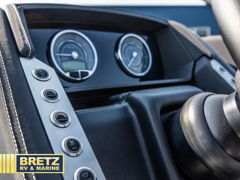 Slide: The Image of Lusso Meridian-Lounge L25M 2024 - 14