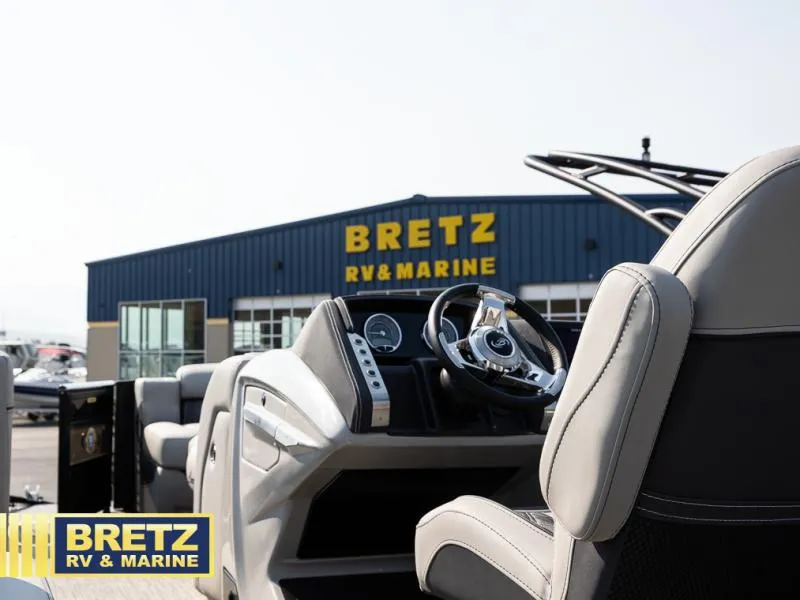 Slide: The Image of Lusso Meridian-Lounge L25M 2024 - 18