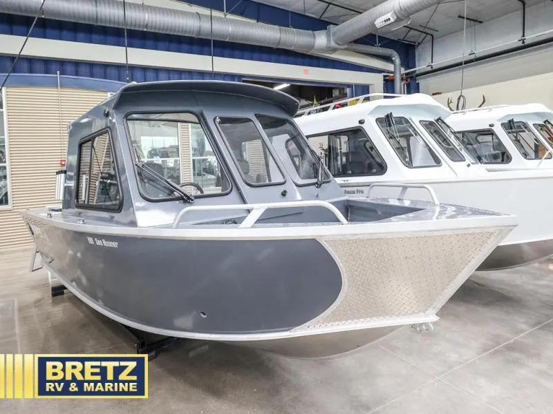 Slide: The Image of 2024 Sea Runner 190 ET HT boat at Bretz RV & Marine showroom. - 1