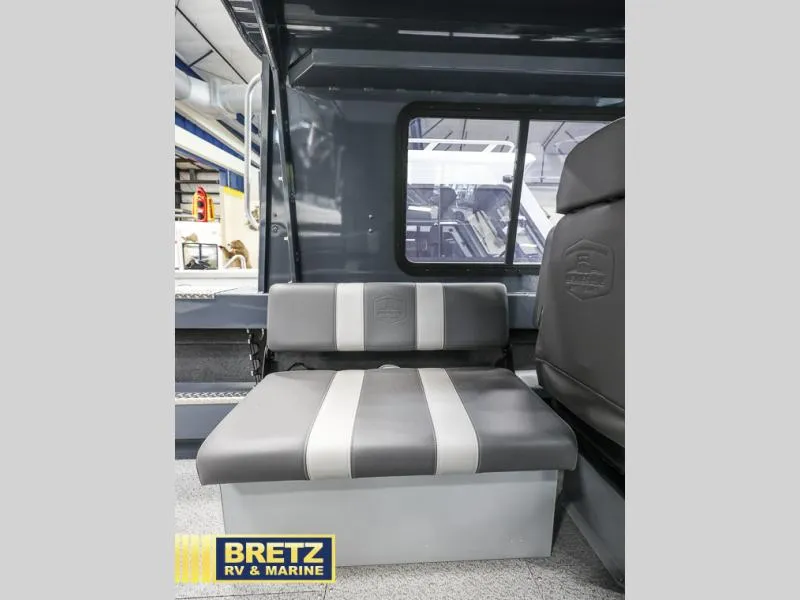 Slide: The Image of Interior seating of 2024 Sea Runner 190 ET HT boat at Bretz RV & Marine. - 16