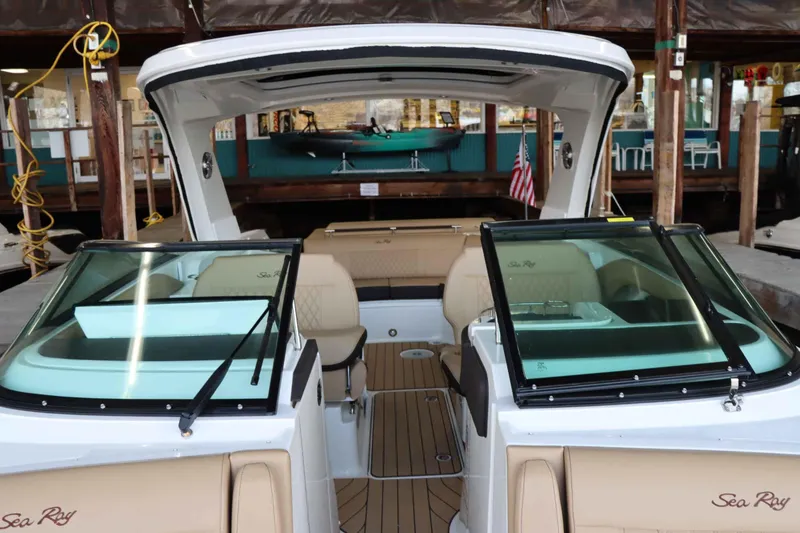 Slide: The Image of Sea Ray 310SLX 2025 - 6