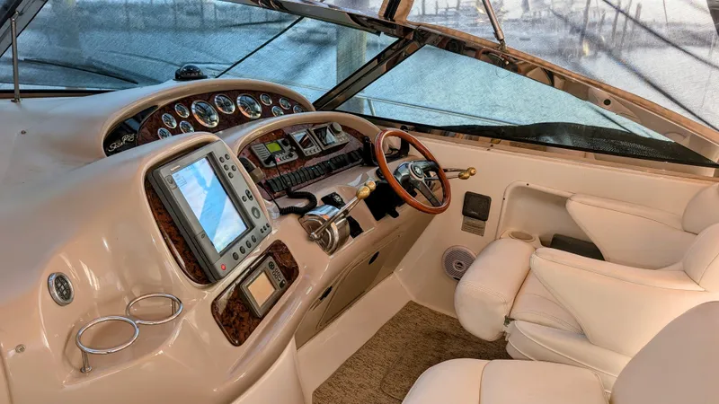 Slide: The Image of Sea Ray 380 Sundancer 2000 - 12