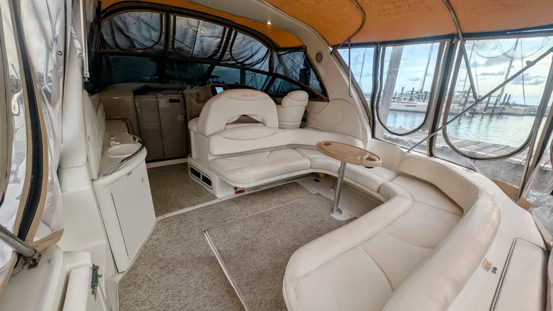 Slide: The Image of Sea Ray 380 Sundancer 2000 - 5