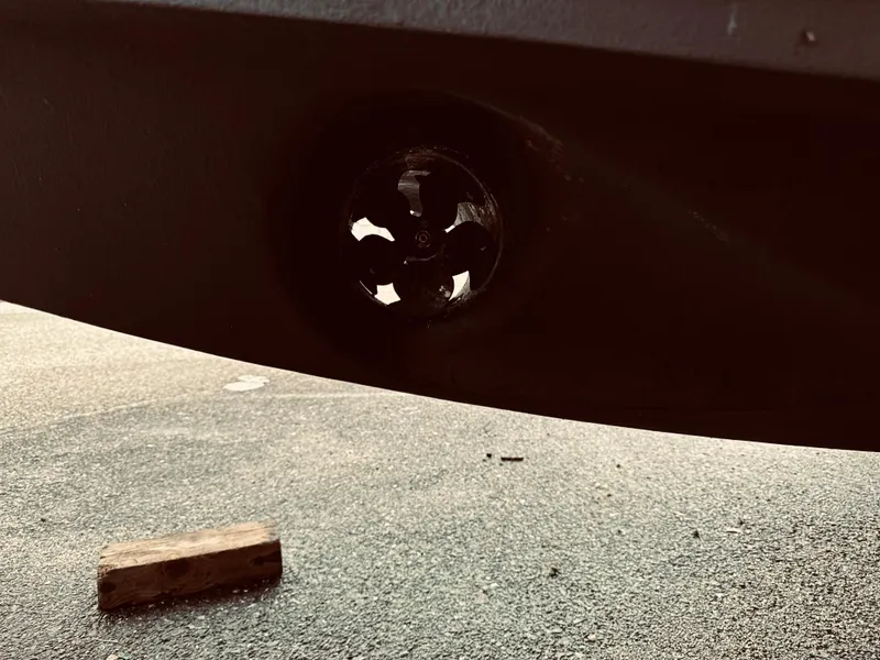 Slide: The Image of Close-up of Azimut Atlantis 50 2009 boat propeller on dry dock. - 15