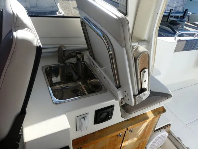 Slide: The Image of Cutwater C-242 Sport Coupe Outboard 2017 - 12