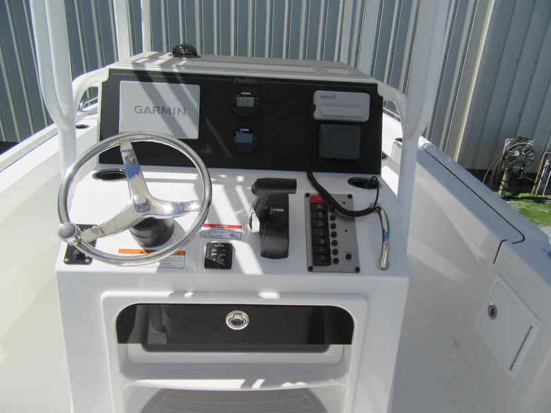 Slide: The Image of Control panel of 2025 Parker 21 Special Edition boat with Garmin navigation system. - 7