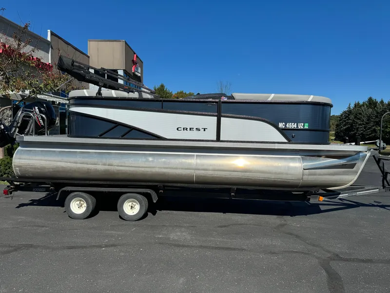 The Image of Crest Classic DLX 200 SLC 2024 - 1