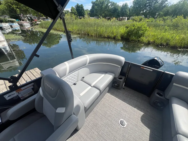 Slide: The Image of Crest Classic DLX 200 SLC 2024 - 26