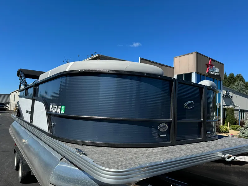 Slide: The Image of Crest Classic DLX 200 SLC 2024 - 3