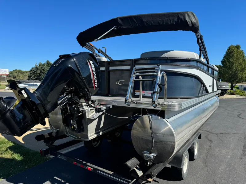 Slide: The Image of Crest Classic DLX 200 SLC 2024 - 5