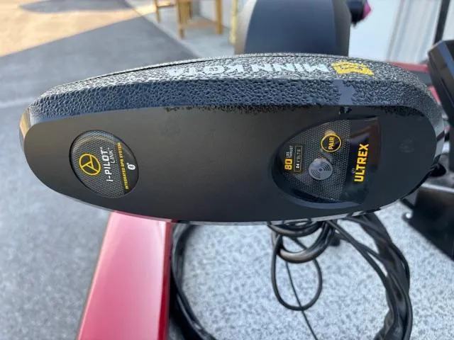 Slide: The Image of Close-up of 2020 Tracker Pro Team 195 TXW Tournament Edition trolling motor. - 4
