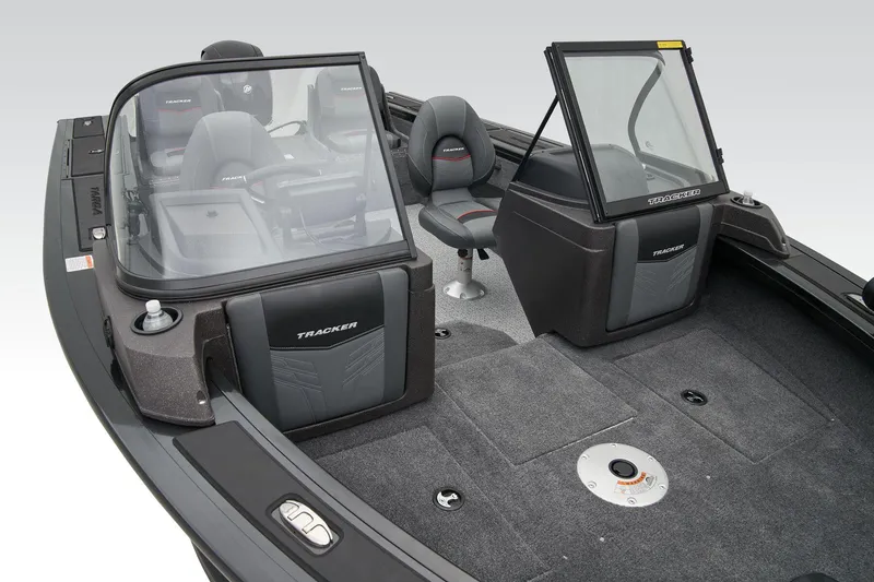 Slide: The Image of Tracker Targa V-18 Combo 2024 - 21