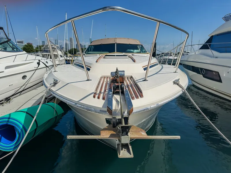 Slide: The Image of Sea Ray Express Cruiser 390 1983 - 39