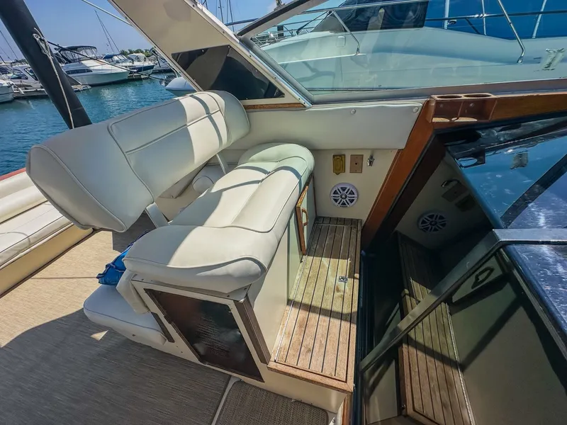 Slide: The Image of Sea Ray Express Cruiser 390 1983 - 49