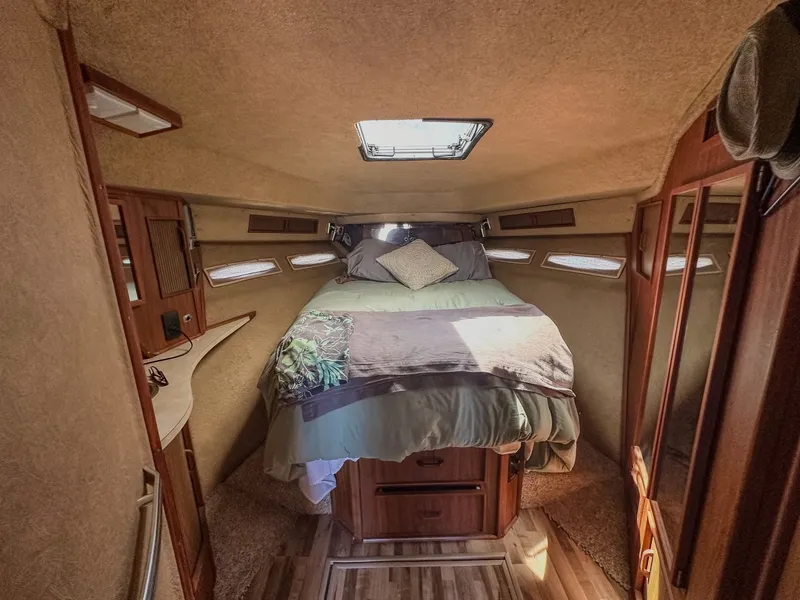 Slide: The Image of Sea Ray Express Cruiser 390 1983 - 61