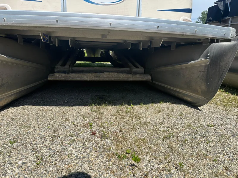 Slide: The Image of 2006 Godfrey Aqua Patio 200 RE pontoon boat underside view. - 4