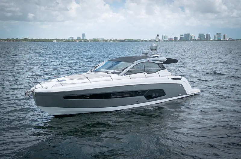 The Image of Azimut Atlantis 45 2023 - undefined