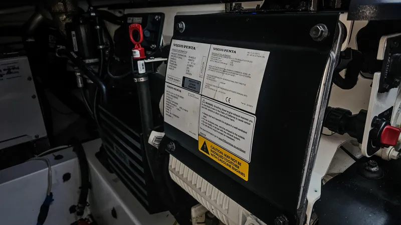 Slide: The Image of Azimut Atlantis 45 2023 - 107