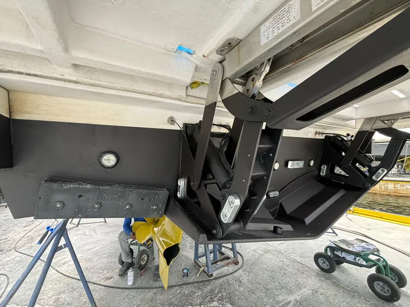 Slide: The Image of Azimut Atlantis 45 2023 - 117