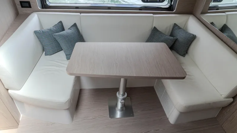 Slide: The Image of Azimut Atlantis 45 2023 - 85