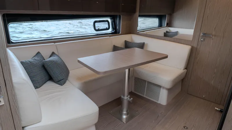 Slide: The Image of Azimut Atlantis 45 2023 - 86