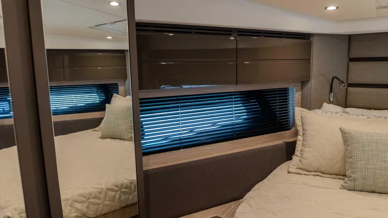 Slide: The Image of Azimut Atlantis 45 2023 - 90