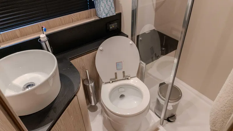 Slide: The Image of Azimut Atlantis 45 2023 - 95