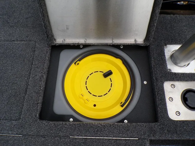 Slide: The Image of Yellow hatch on 2025 Tracker Pro Guide™ V-175 Combo boat deck. - 27