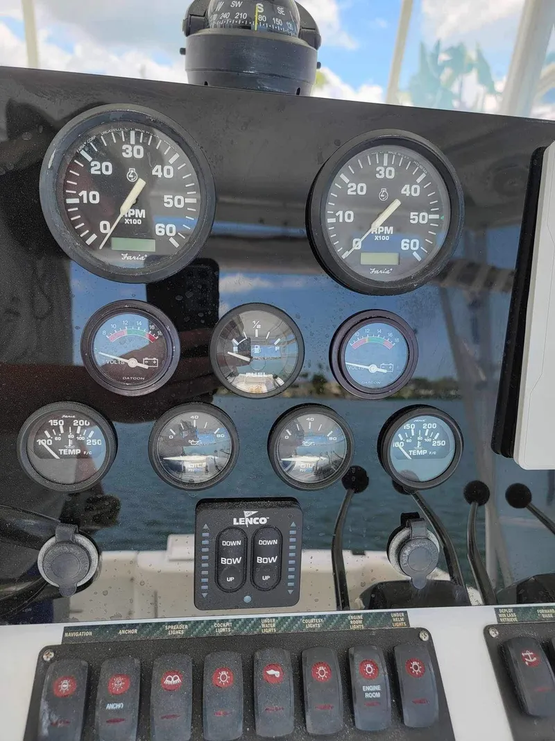 Slide: The Image of Luhrs 32 Open 1997 - 67