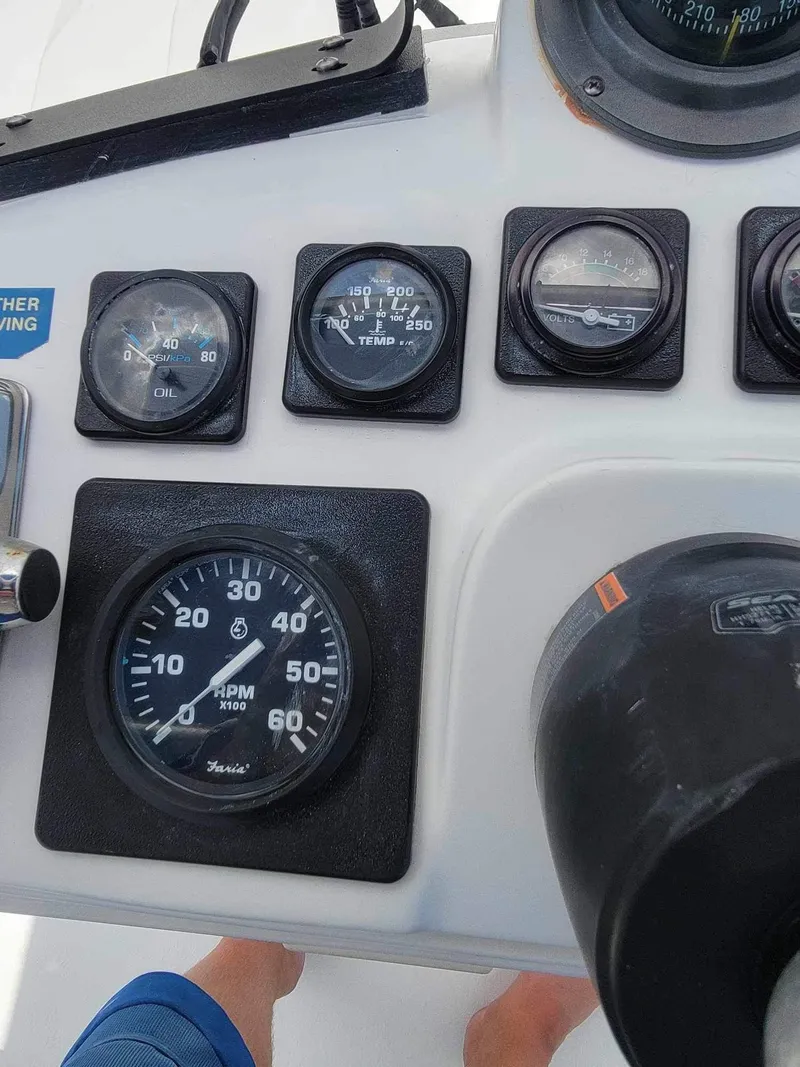 Slide: The Image of Luhrs 32 Open 1997 - 71