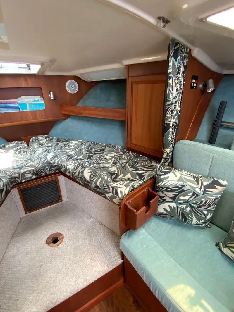 Slide: The Image of Luhrs 32 Open 1997 - 77