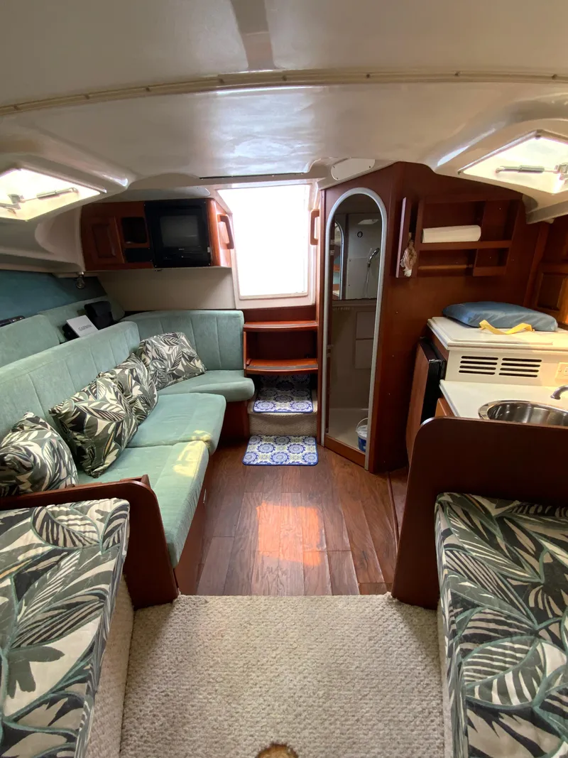 Slide: The Image of Luhrs 32 Open 1997 - 80