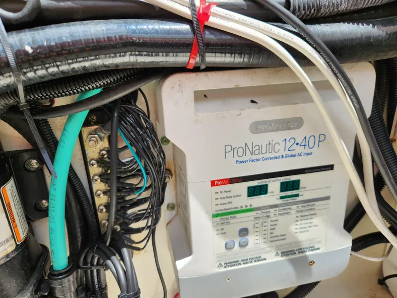 Slide: The Image of Electrical system of a 2014 Boston Whaler 350 Outrage boat. - 35