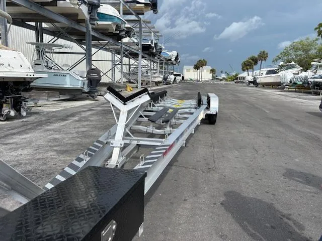 Slide: The Image of Boston Whaler 350 Outrage 2014 - 53