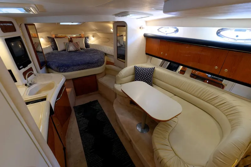 Slide: The Image of Sea Ray 340 Sundancer 2000 - 23