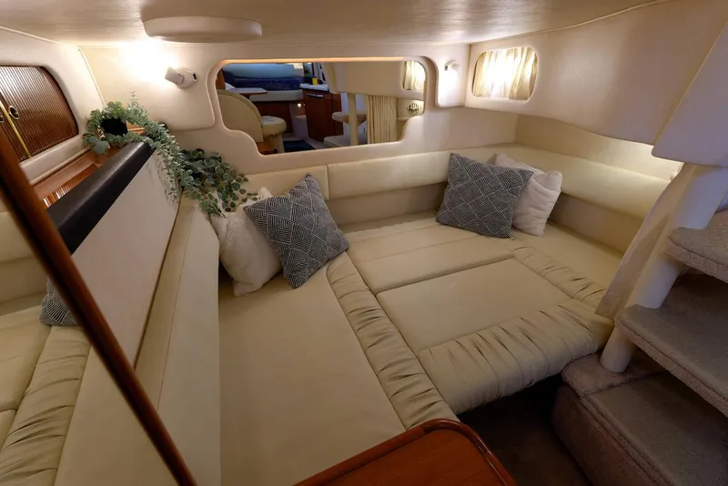 Slide: The Image of Sea Ray 340 Sundancer 2000 - 26