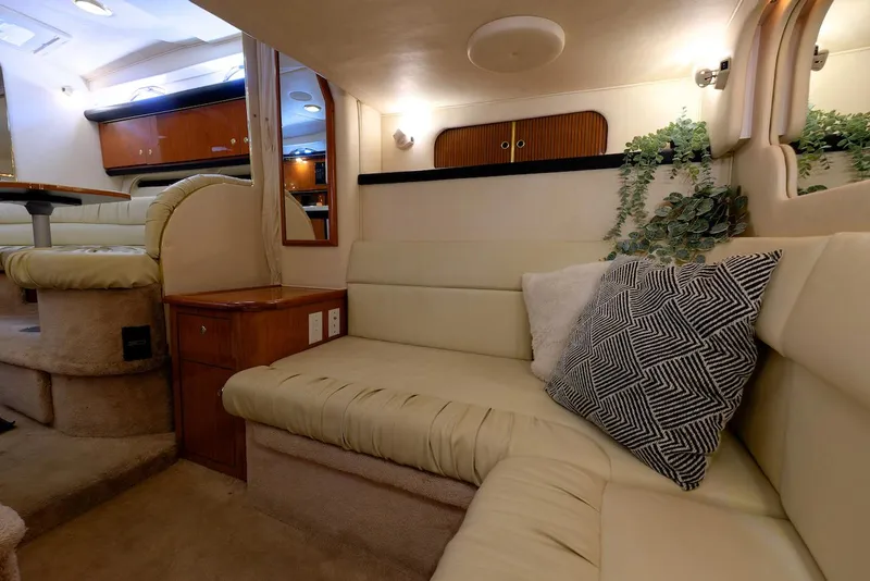 Slide: The Image of Sea Ray 340 Sundancer 2000 - 27