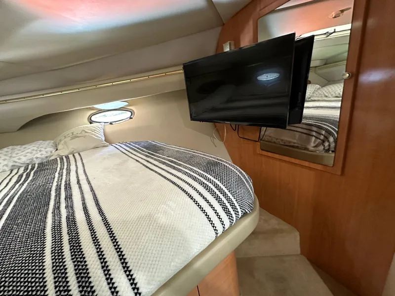 Slide: The Image of Master stateroom - 10