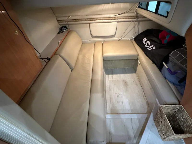 Slide: The Image of Mid cabin from salon - 4