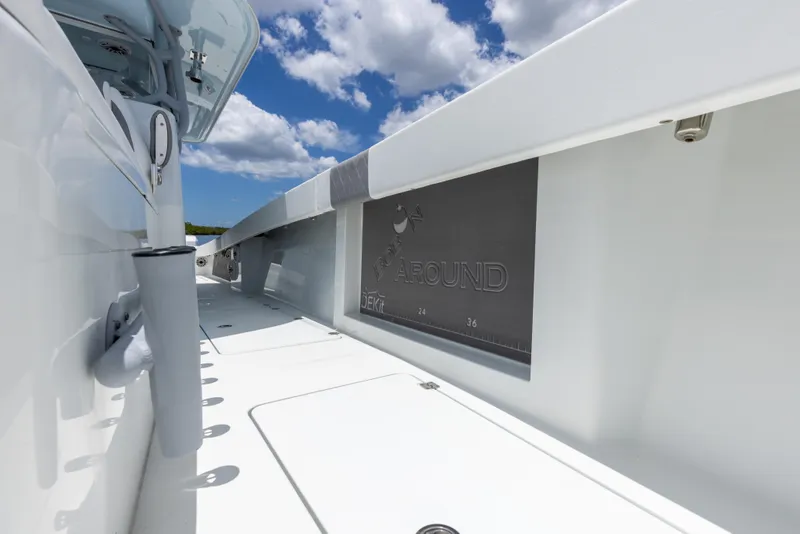 Slide: The Image of Freeman 42 LR 2019 - 65