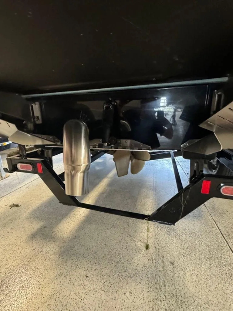 Slide: The Image of Tigé 22RZX 2023 - 6