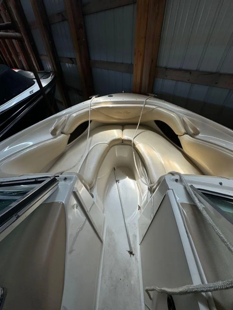 Slide: The Image of Sea Ray 210 2002 - 6