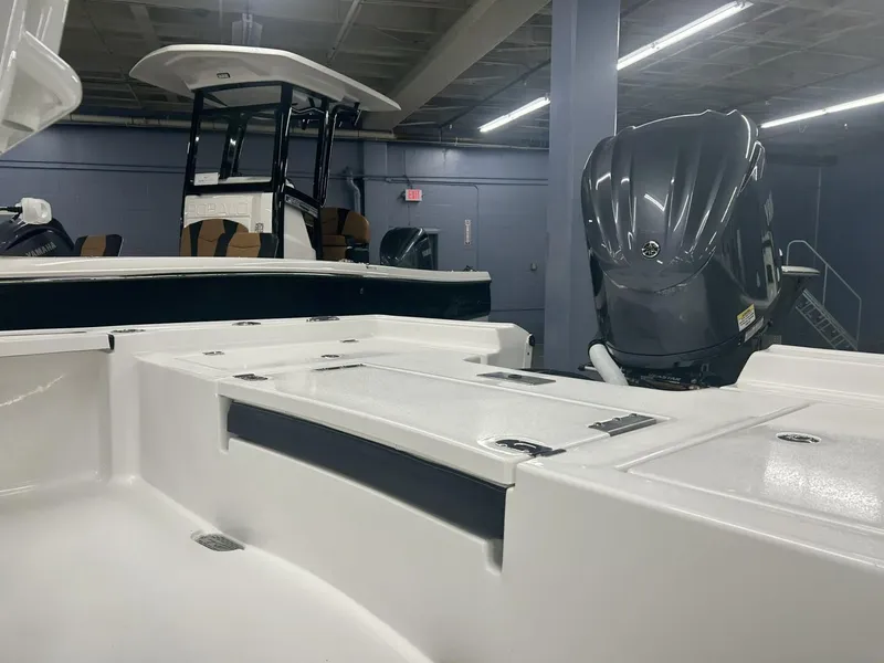 Slide: The Image of Tidewater 2410 Bay Max 2025 - 3