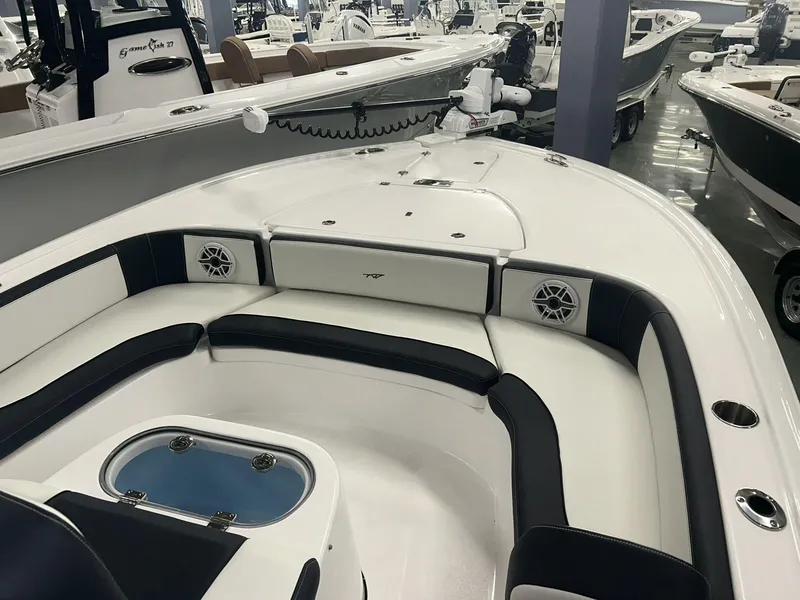 Slide: The Image of Tidewater 2700 Carolina Bay 2025 - 18