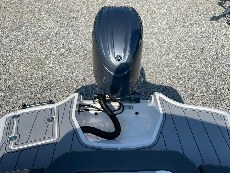 Slide: The Image of Chaparral 21 SSi OB 2025 - 50