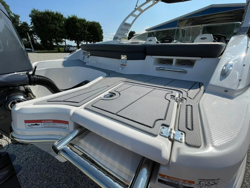 Slide: The Image of Chaparral 21 SSi OB 2025 - 58