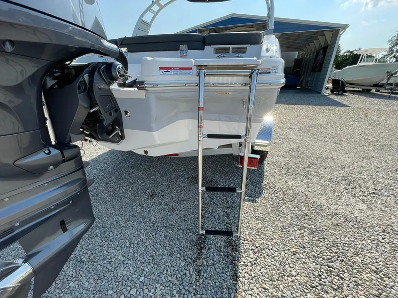 Slide: The Image of Chaparral 21 SSi OB 2025 - 59